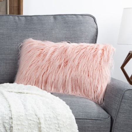 HASTINGS HOME Hastings Home 12x20 Faux Fur Lumbar Pillow, Pink 396275AVG